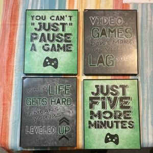 Gaming signs, hard cover, durable, hangable, 4 pack